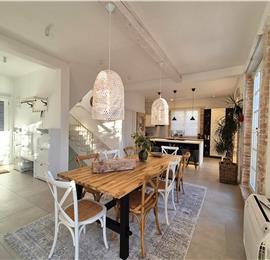 4 bedroom villa with pool and sea views, Kumbor, sleeps 8-10